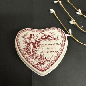 Spode "Mementos" Cherub Porcelain Small Heart Lidded Trinket Box - Vintage